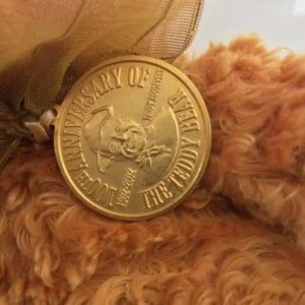 VINTAGE 2002 TEDDY 100TH ANN W/ MEDALLION TY BEANIE BABY 24 YEARS!